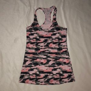 Cute, like-new Lulu Lemon tank top